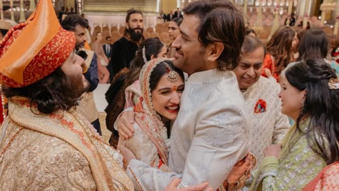 एमएस धोनी ने अनंत अम्बानी को दी शादी की सबसे बड़ी सलाह, राधिका के लिए भी बरसाया प्यार