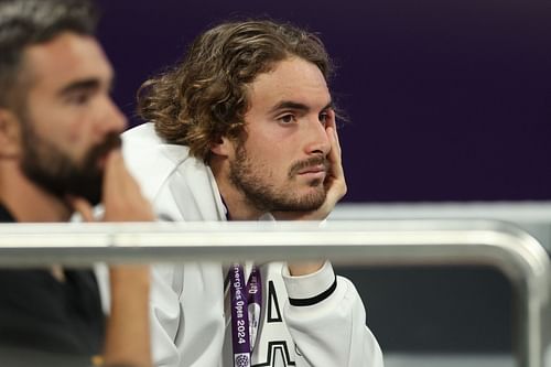 Stefanos Tsitsipas pictured at Paula Baodsa's match at the 2024 Qatar Open (Image Source: Getty)