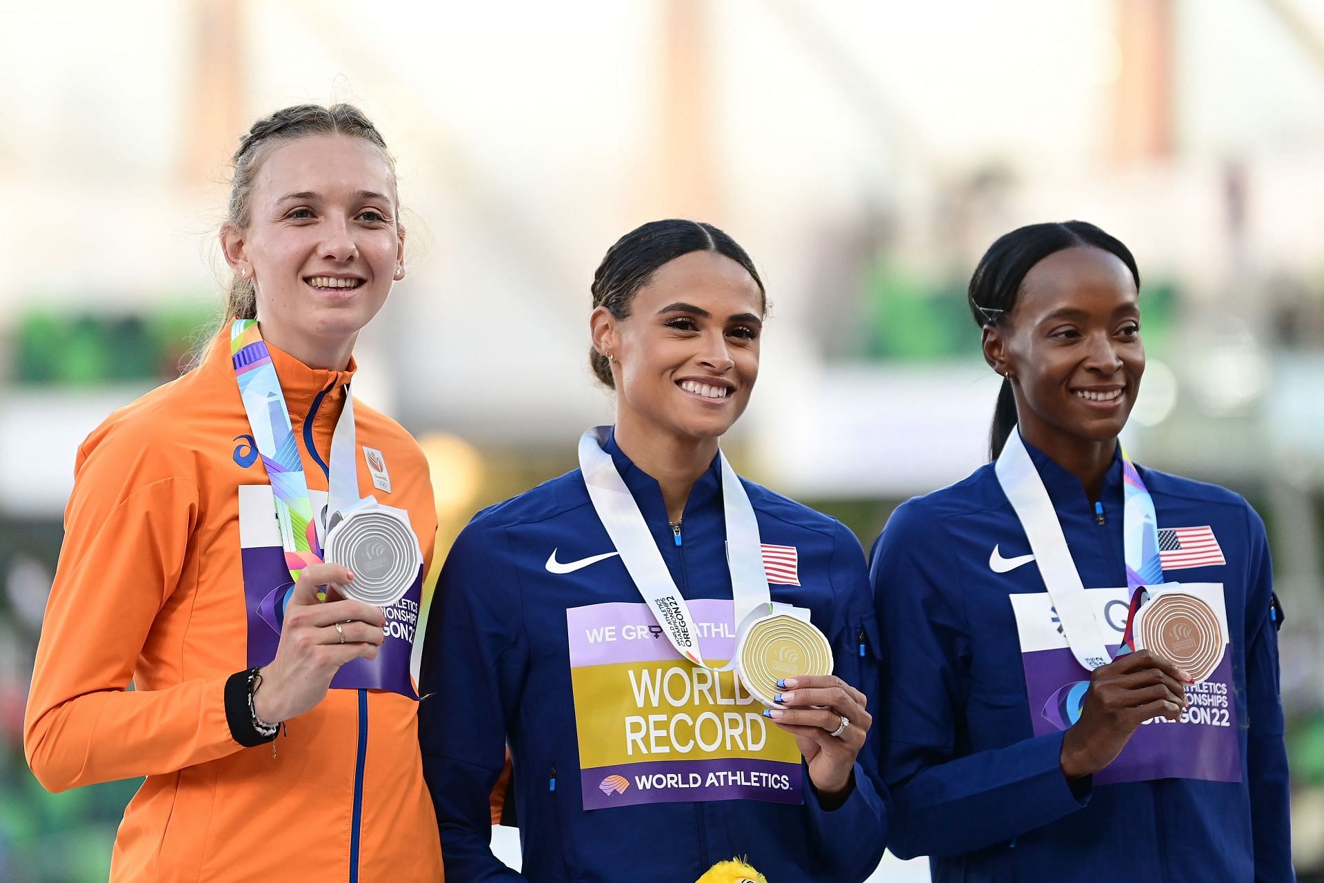 Femke Bol (L), Sydney McLaughlin-Levrone (C) and Dalilah Muhammad (R) at the 2022 World Athletics Championships Oregon (Source: Getty Images)