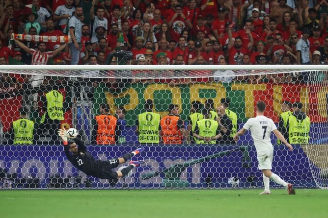 Portugal goalkeeper Diogo Costa sets new record during penalty shootout win over Slovenia in Euro 2024 Round of 16