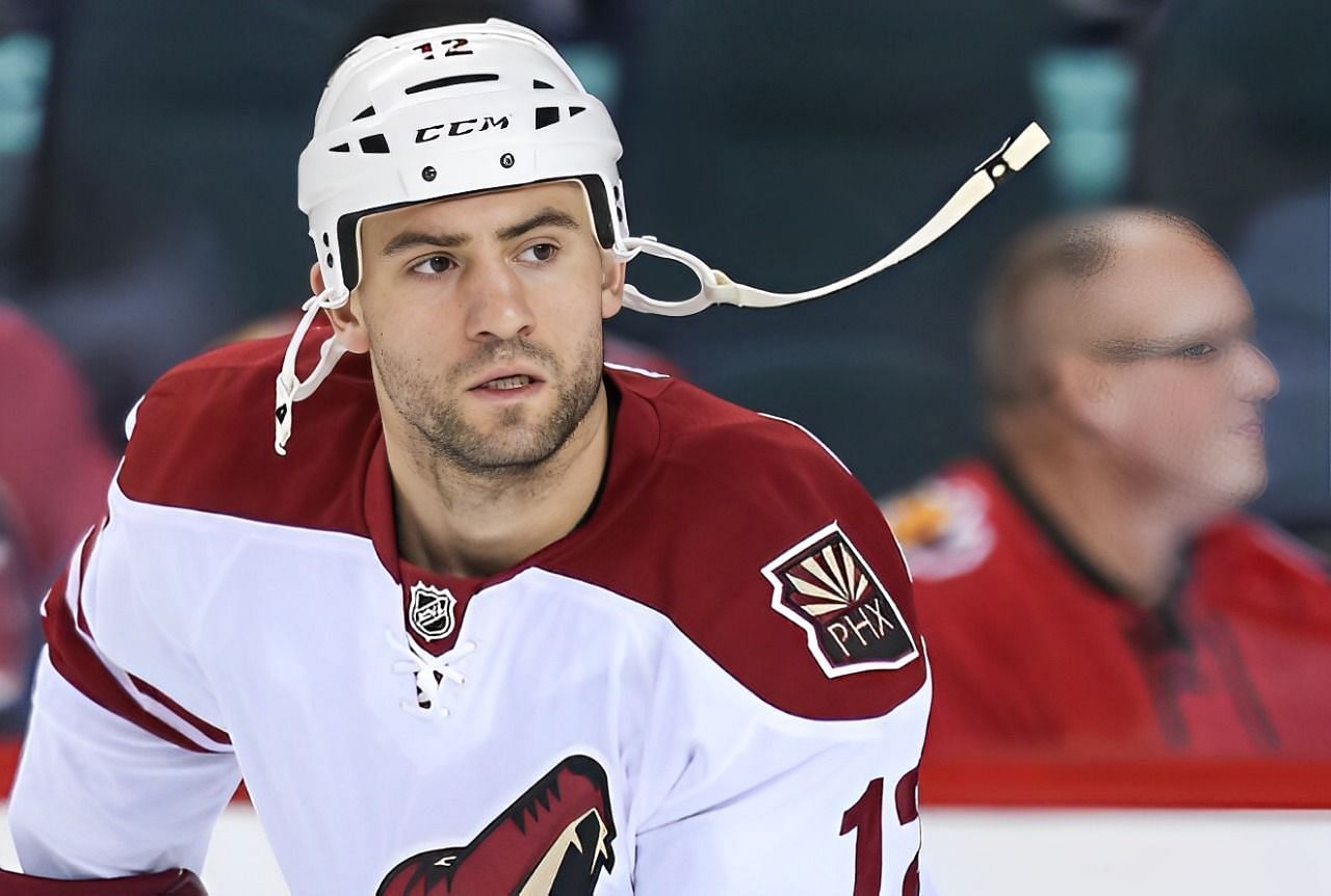 WATCH: Former NHLer Paul Bissonnette Gets Trolled By Pro Wakesurfer Sam ...