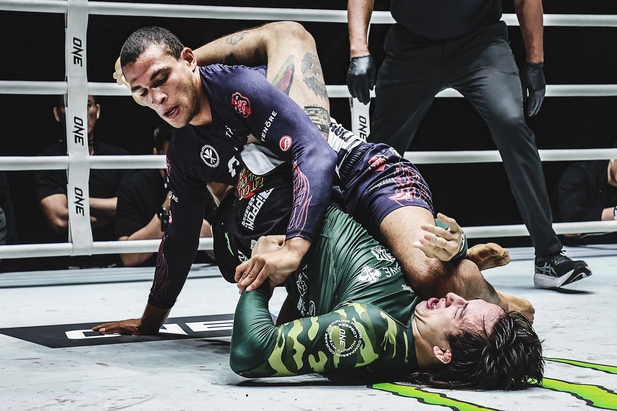 Tye Ruotolo showed his growing wrestling game against Jozef Chen at ONE Fight Night 23. [Photo via: ONE Championship]