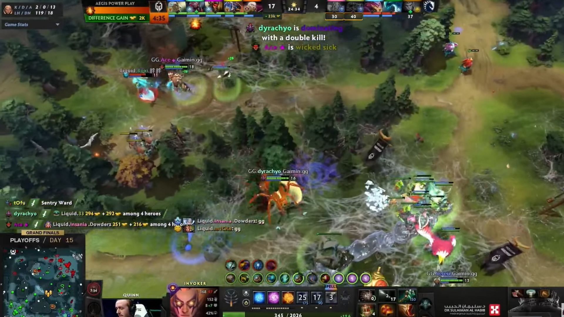 Invoker barely survived in the last teamfight (Image via ewc_dota2@Twitch)