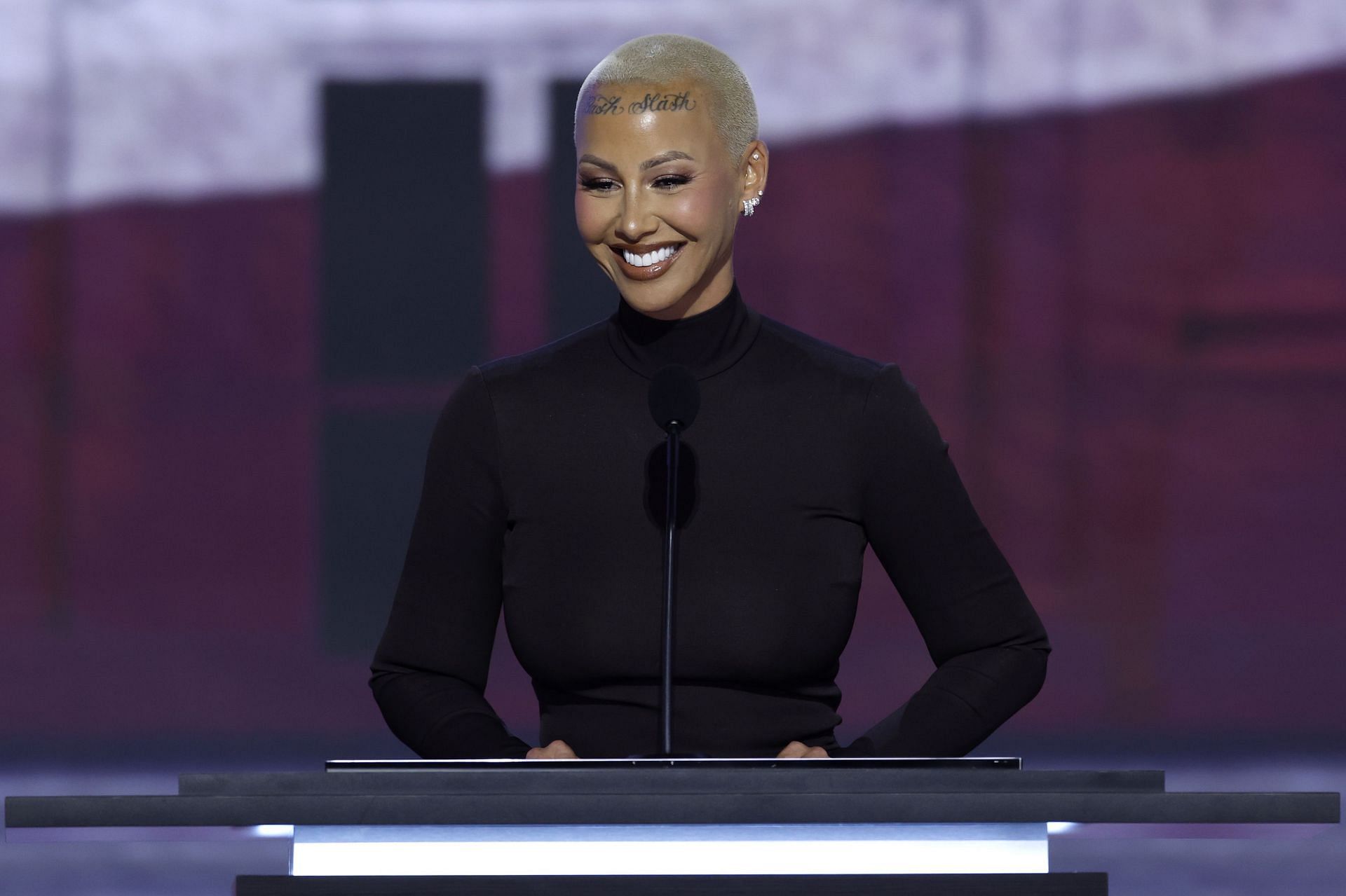 What is the tattoo on Amber Rose's forehead? Meaning explained as ...