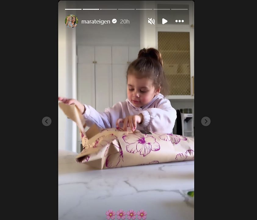 Kensington opened her present. Image: Mara Teigen Instagram