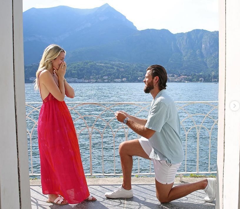 Martin proposed to Danielle with Lake Como in the background (@spencermartin30)