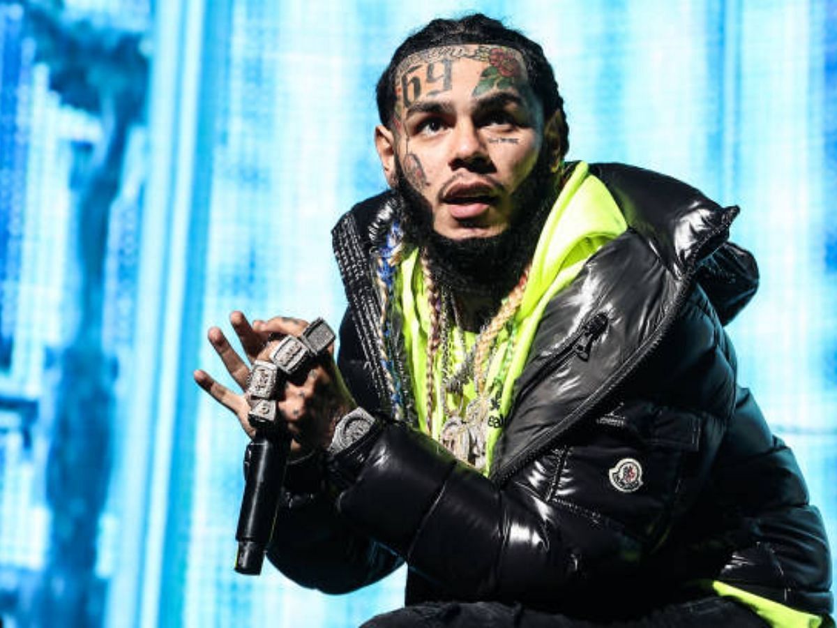 Why was 6ix9ine sued over his song Stoopid? (Image via John Parra/Getty Images