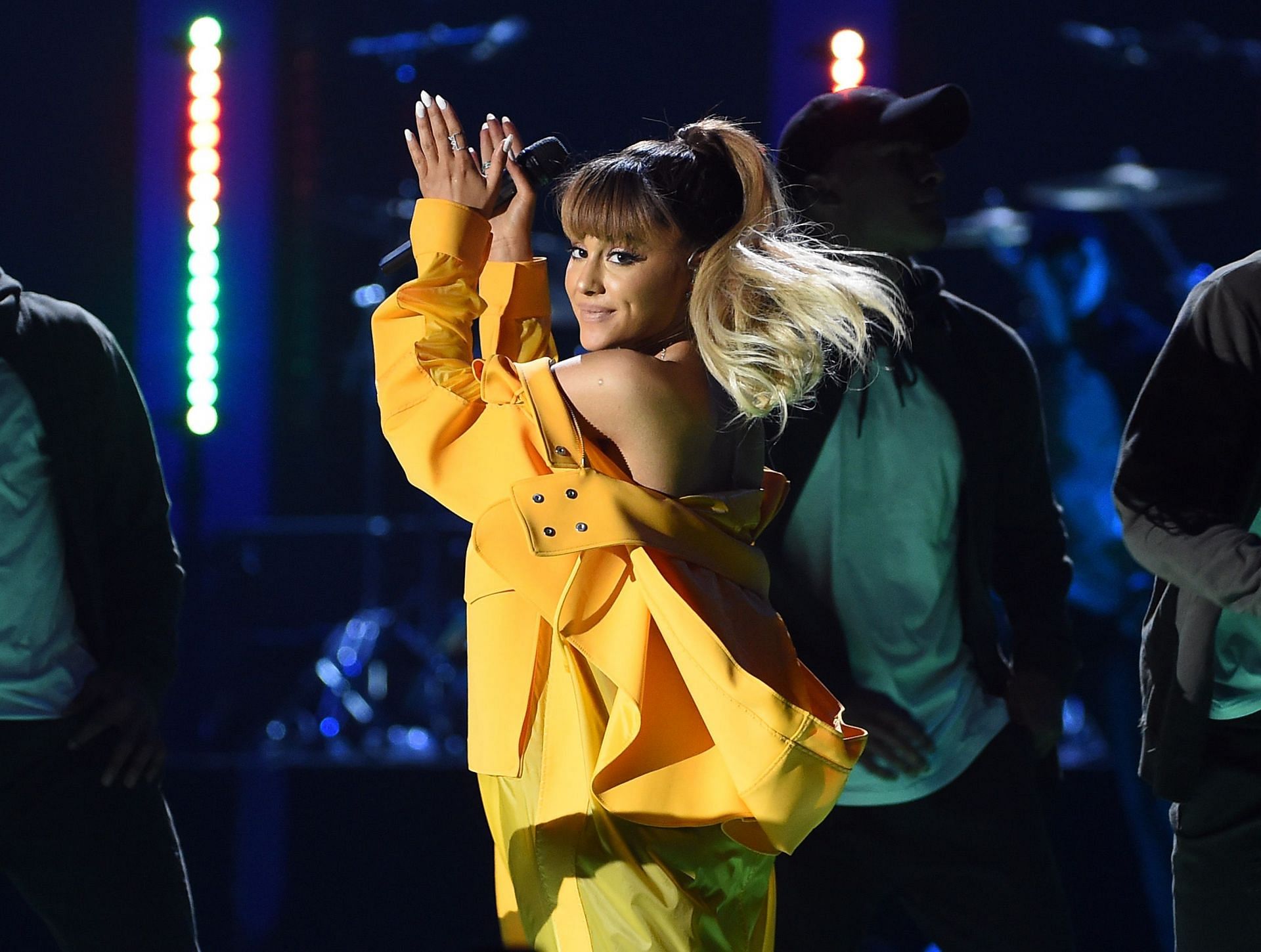 2016 iHeartRadio Music Festival - Night 2 - Show