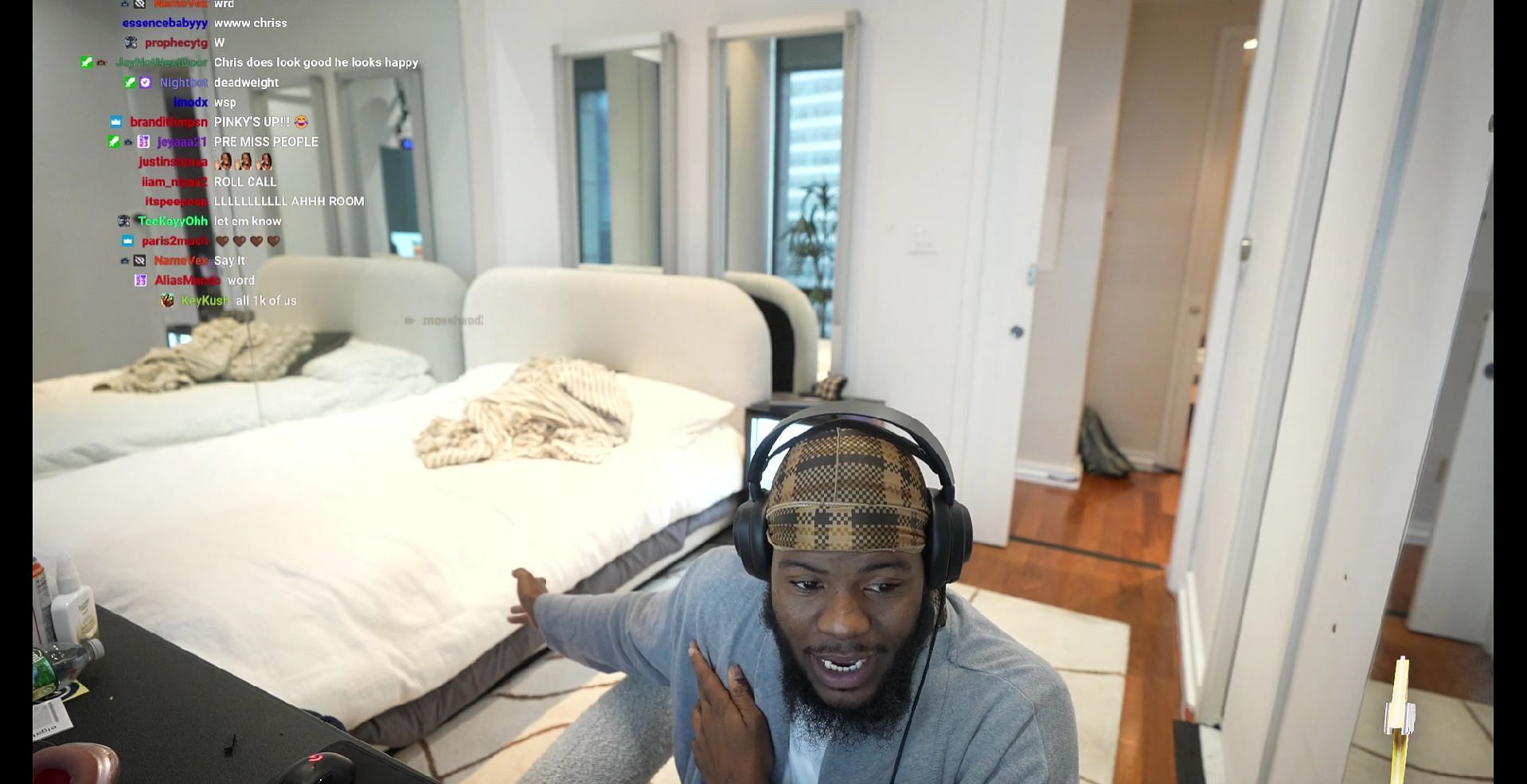 Chris streaming from the new AMP penthouse in New York (Image via Chrisnxtdoor/Twitch)