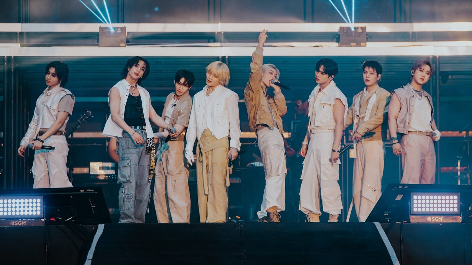 Stray Kids (Image via X/@BSTHydePark)