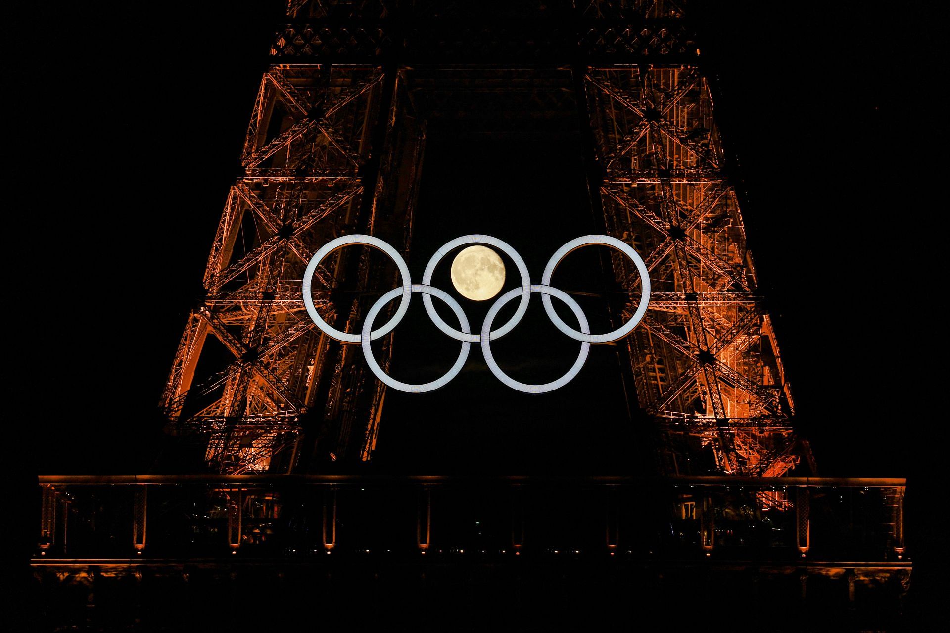 Moon aligning itself to the Paris Olympic 2024 rings at Eiffel Tower - Image by Getty Images