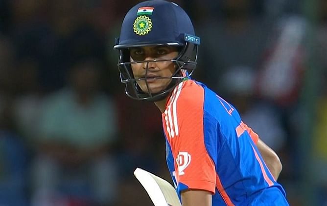 [Watch] Asitha Fernando takes sharp catch to end Shubman Gill's promising knock in IND vs SL 1st T20I