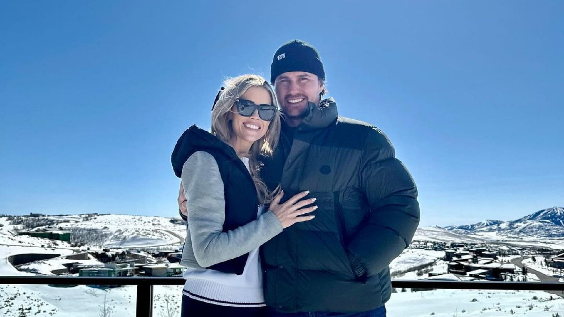 Christina and Josh Hall files for divorce (Image via @thechristinahall/ Instagram)