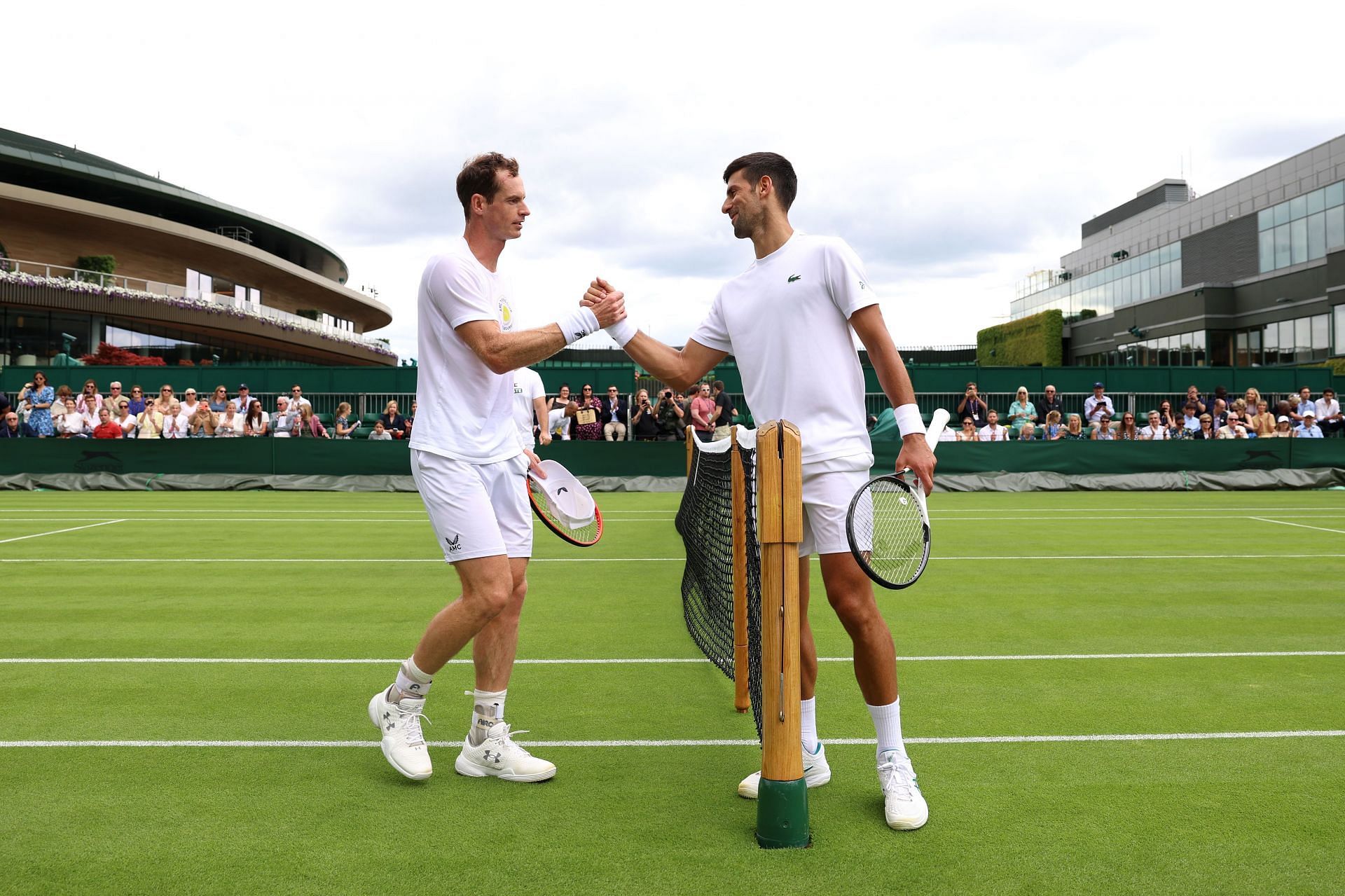 Andy Murray (L) and Novak Djokovic (R)