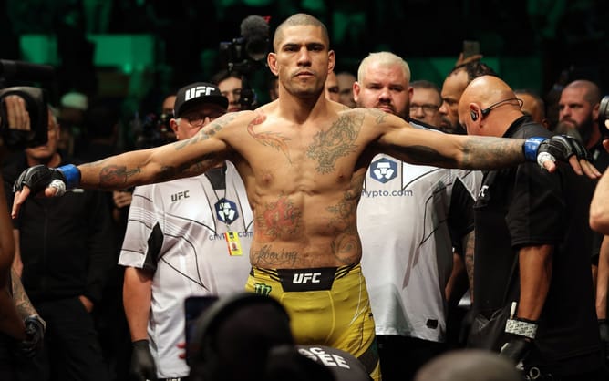 Alex Pereira's shocking reply to ex-rival unveils alleged dirty move by Glory Kickboxing