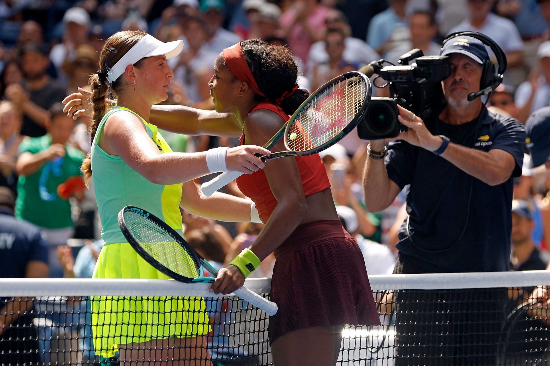 Coco Gauff (R) pictured with Jelena Ostapenko at the 2023 US Open. (Image Source: Getty)