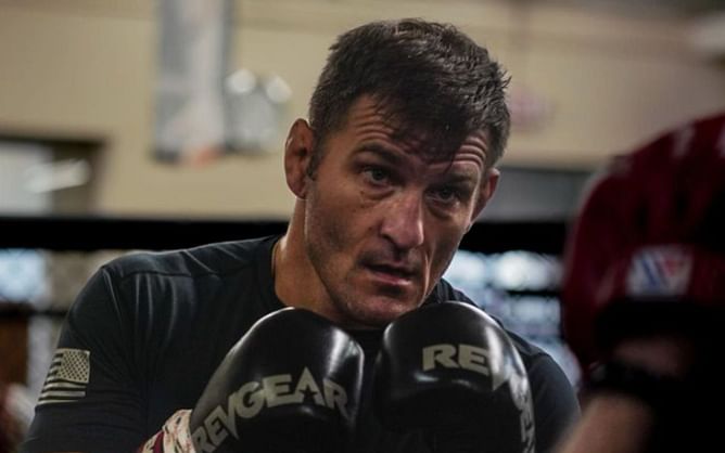 Stipe Miocic on accusations of holding up heavyweight division: "I don’t care, do what you want and stop crying"