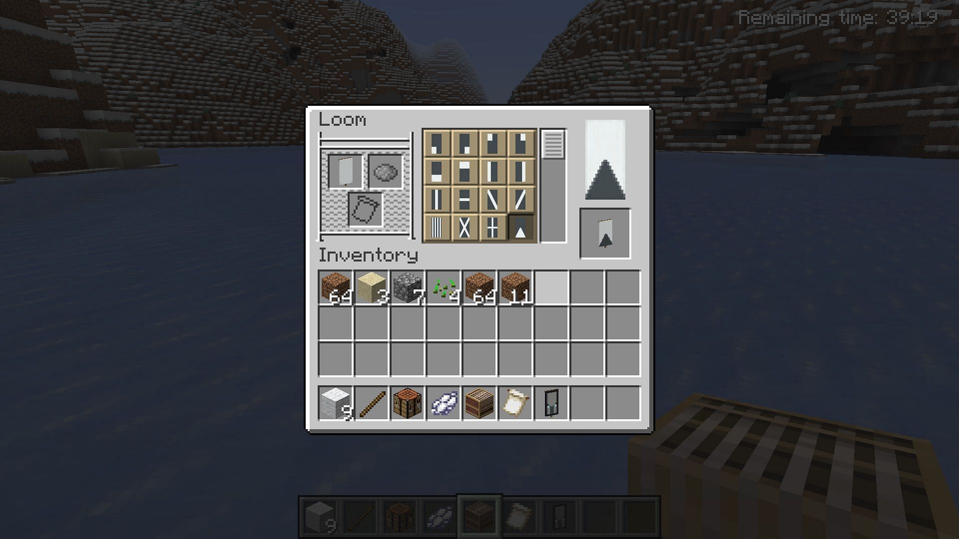 Using the loom in Minecraft for further customization (Image via Mojang Studios)