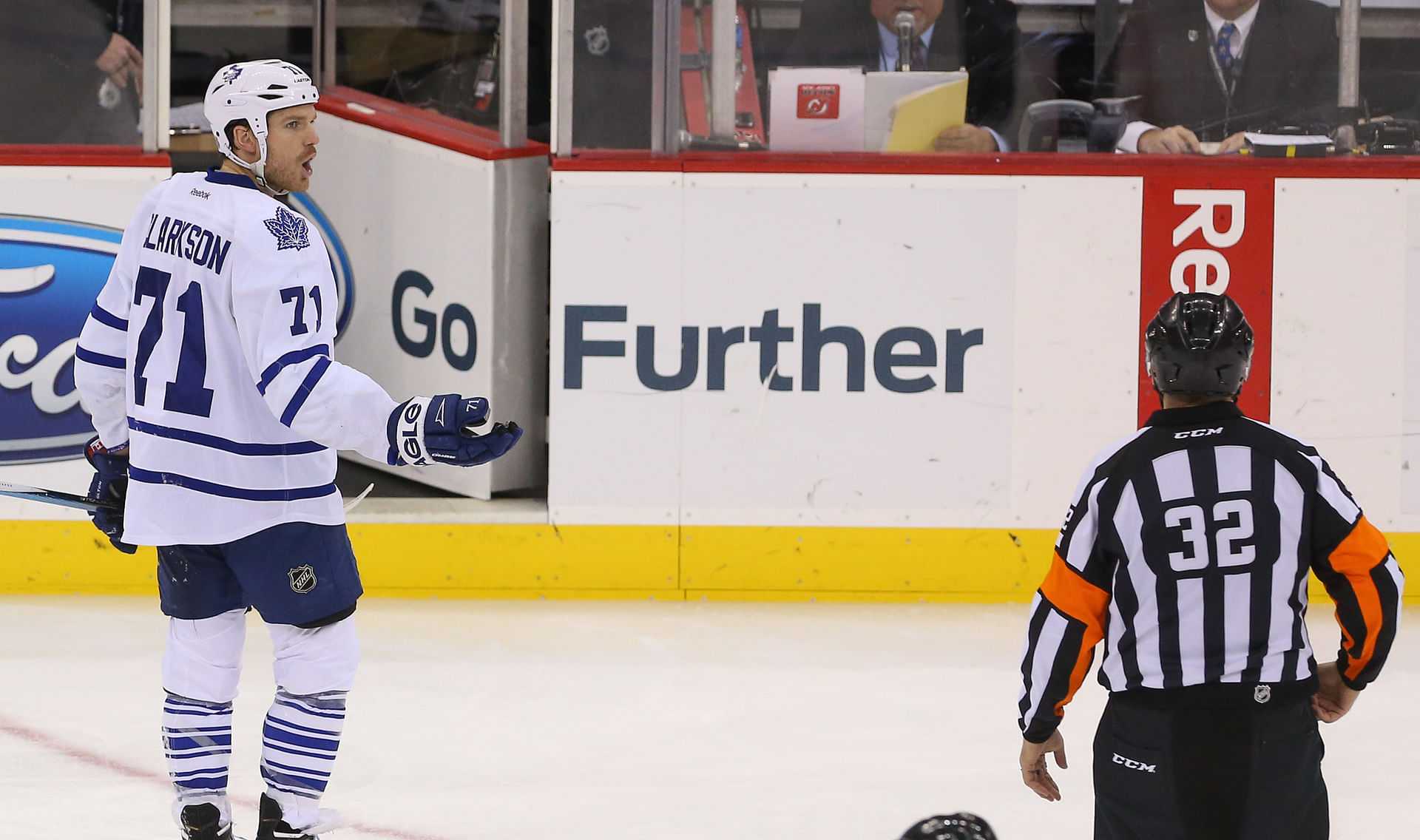 NHL: Toronto Maple Leafs at New Jersey Devils
