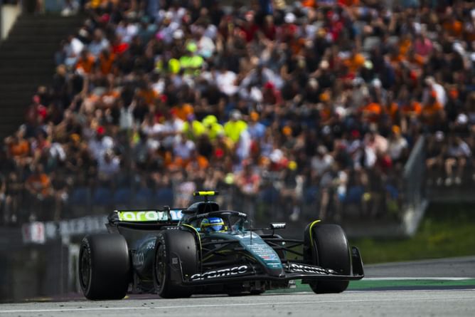 Aston Martin signs former Mercedes man pivotal for the team's turbo hybrid era success