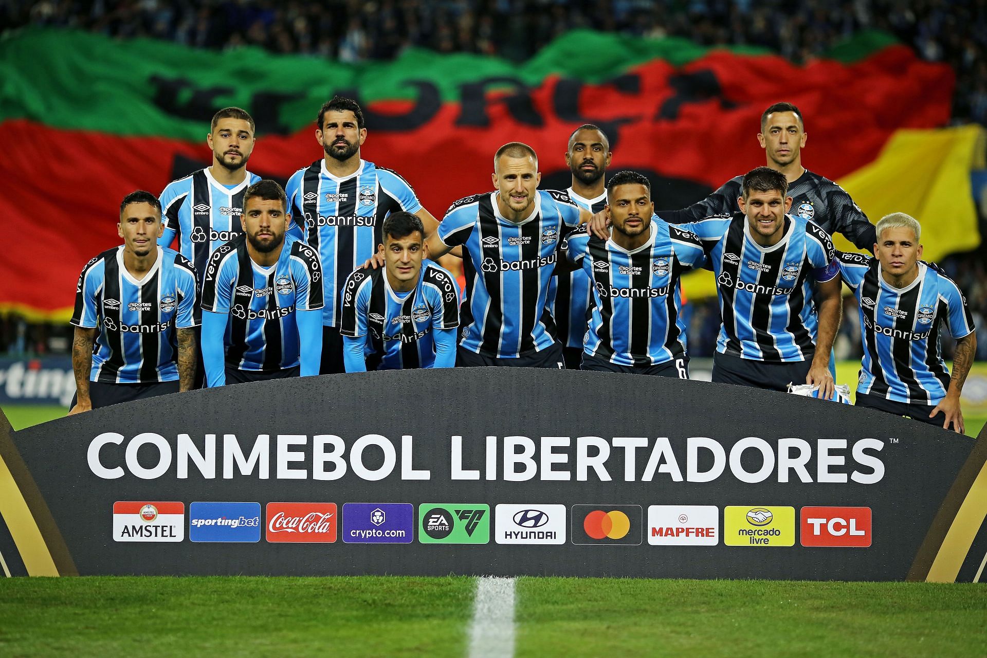 Gremio v The Strongest - Copa CONMEBOL Libertadores 2024