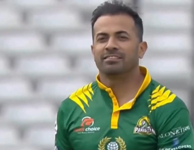 [Watch] Pakistan chief selector Wahab Riaz drops a sitter against India ...