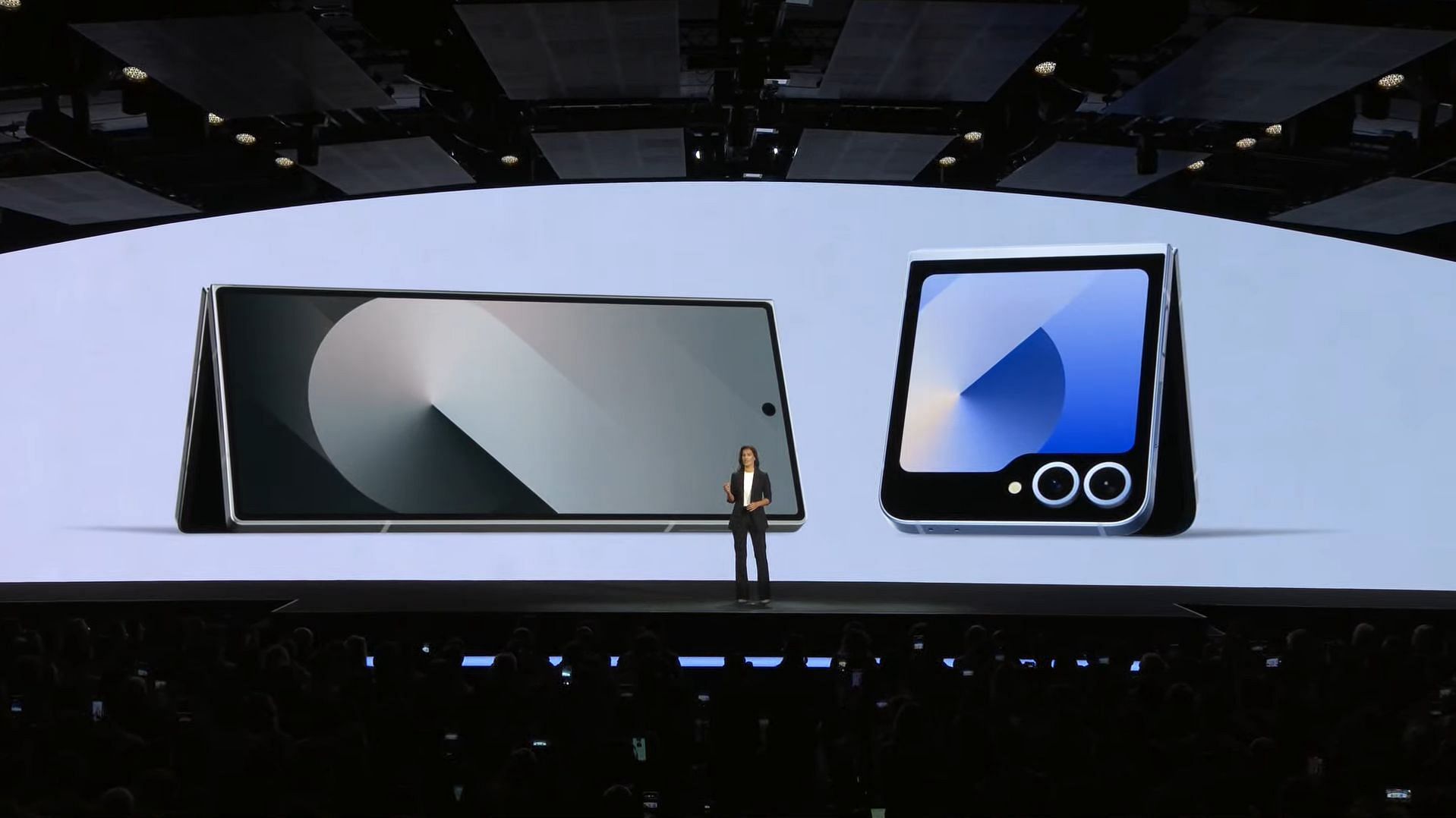 The new Samsung foldable was launched today at Galaxy Unpacked (Image via Samsung)