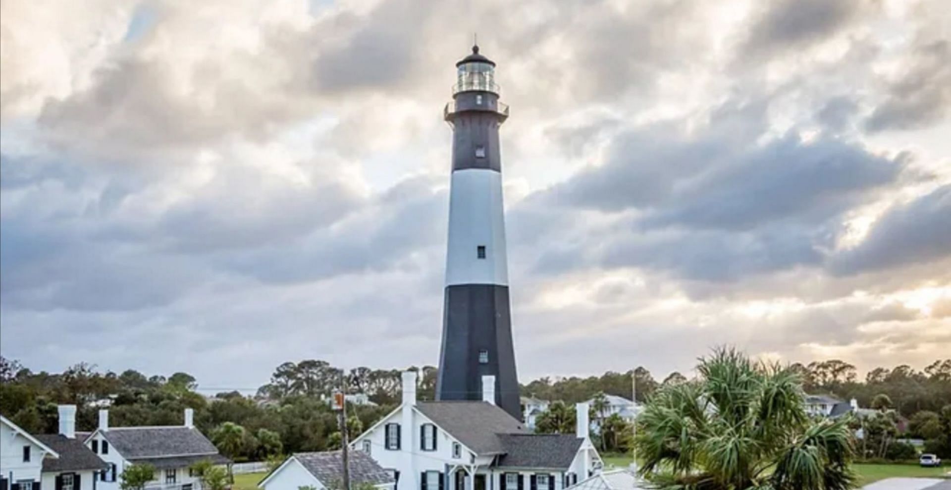 Tybee Lighthouse (Image via Tybee Lighthouse.org)