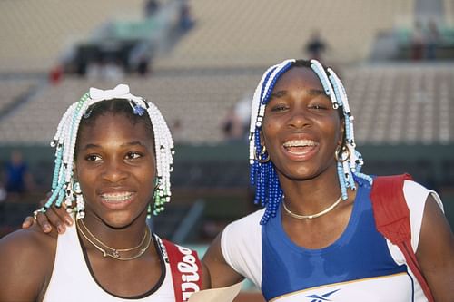 Serena Williams (L) and Venus Williams (R) in 1998 (Source: Getty)