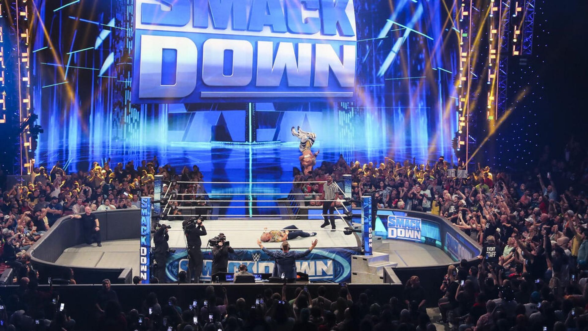 A major match is taking place tonight on SmackDown. [Photo: WWE.com]