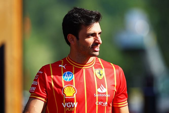 Carlos Sainz is playing a dangerous game by stringing multiple F1 teams along