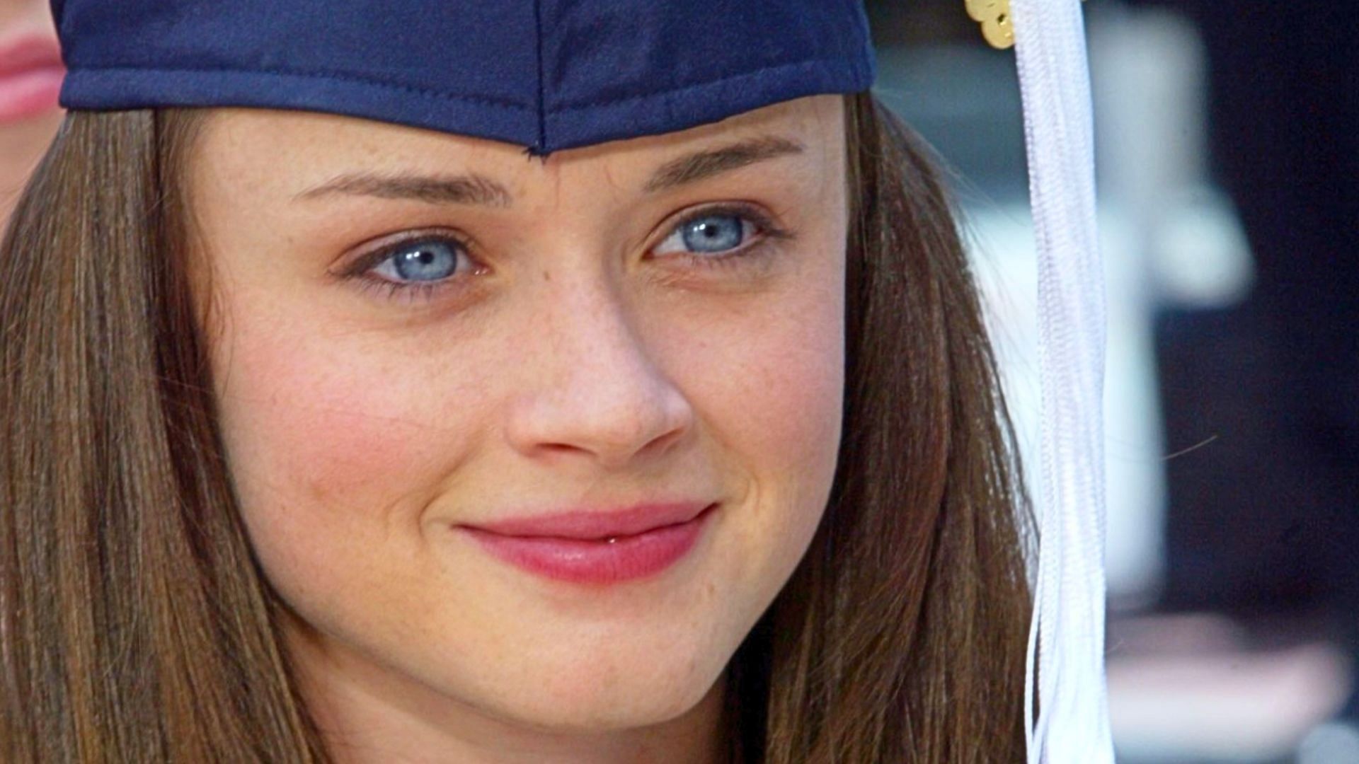 Rory Gilmore is not really a fan favorite in Gilmore Girls (Image via Instagram/@gilmoregirls)