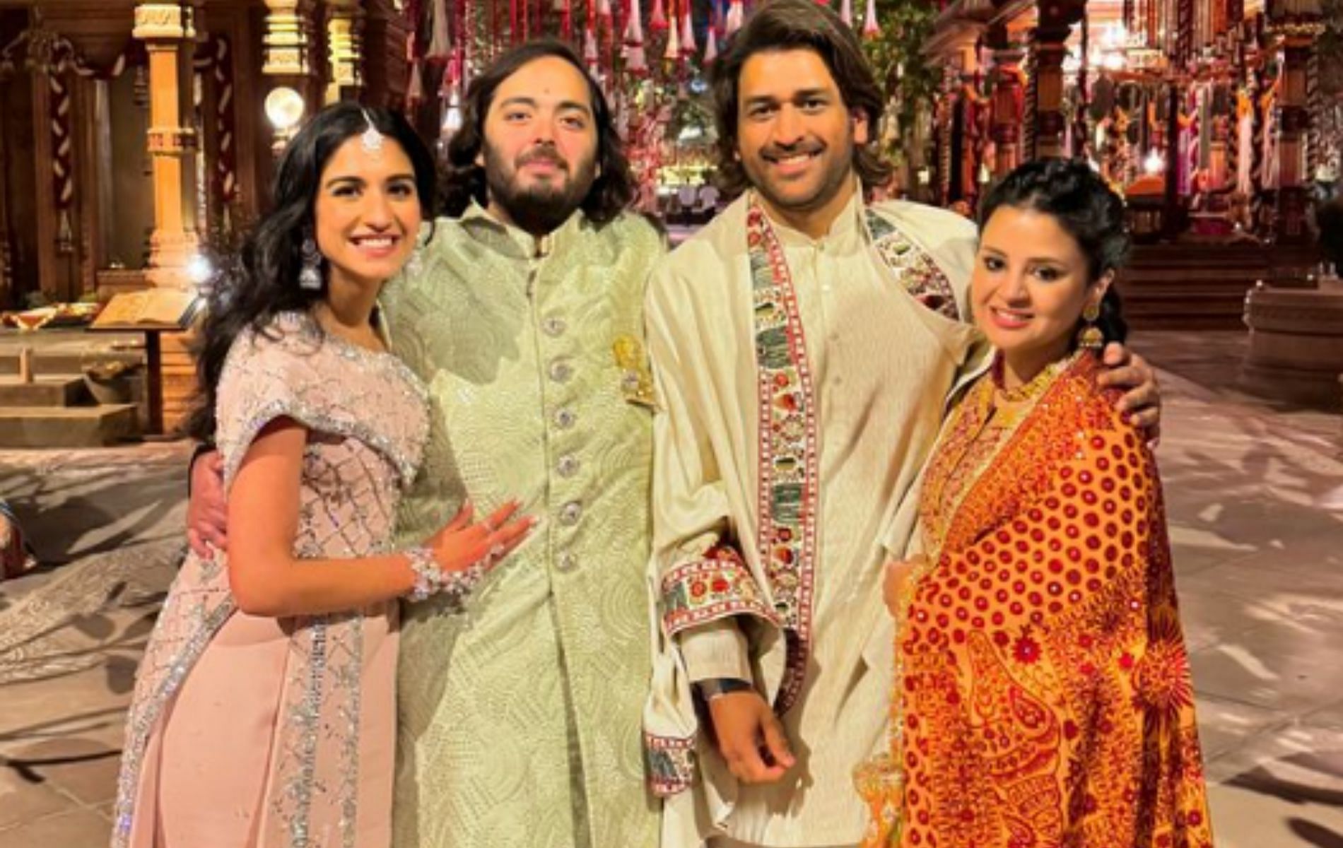 MS Dhoni, Sakshi Dhoni, Anant Ambani, Radhika Merchant.