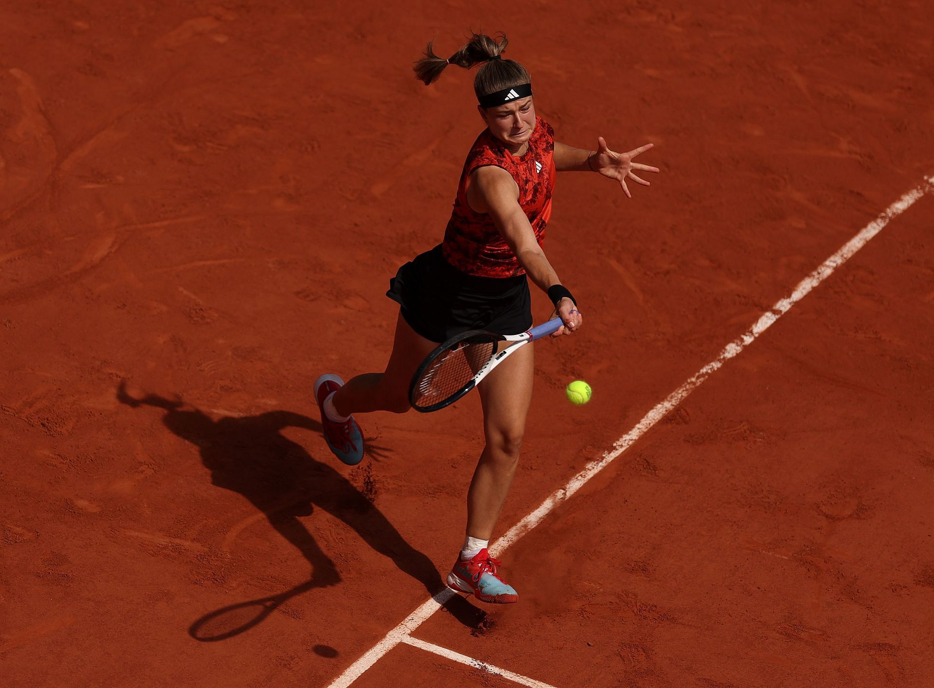 Karolina Muchova in the 2023 French Open final (Getty Images)