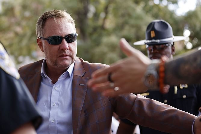 PHOTO: Auburn HC Hugh Freeze gives fans a sneak peek into orange outfit for 2024 SEC Media Days