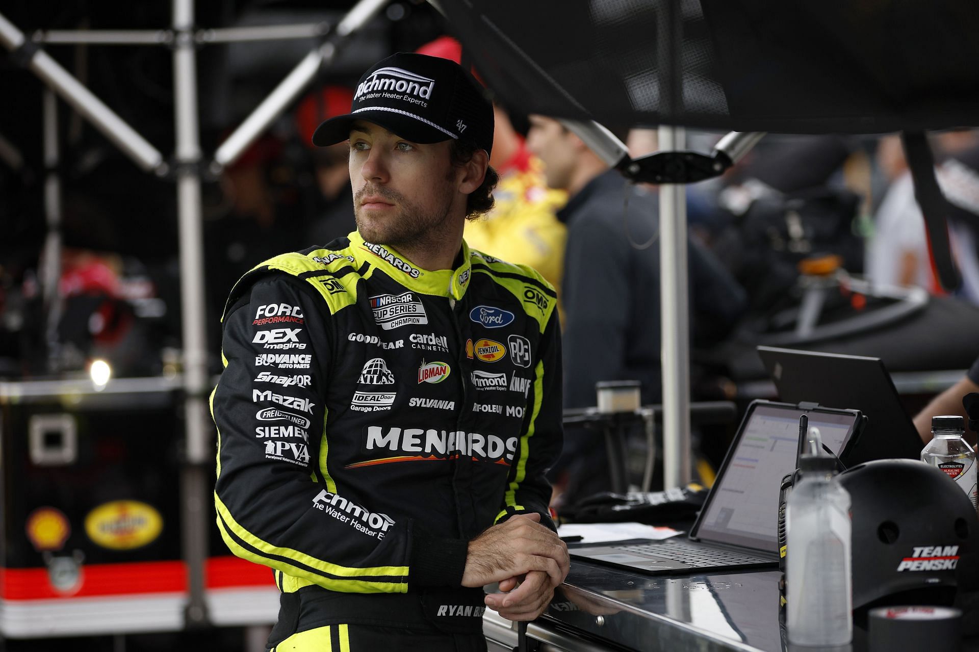 NASCAR Cup Series Enjoy Illinois 300 - Qualifying