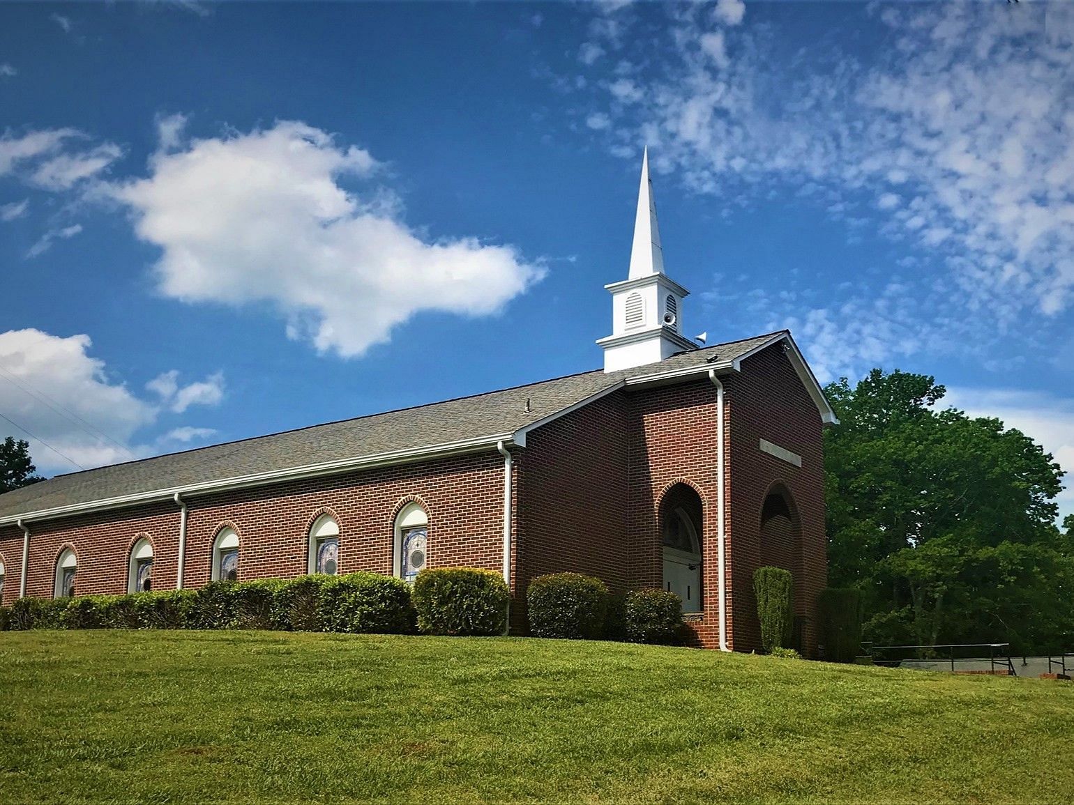 Thad was a Deacon at the Hollywood Baptist Church (Image via Facebook/Hollywood Baptist Church)