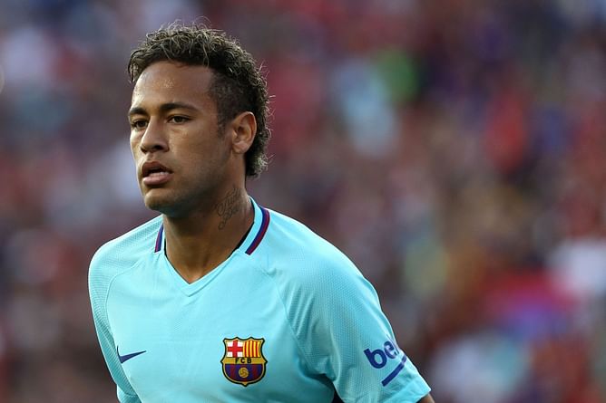 Neymar names Barcelona legend as best player he has ever played with