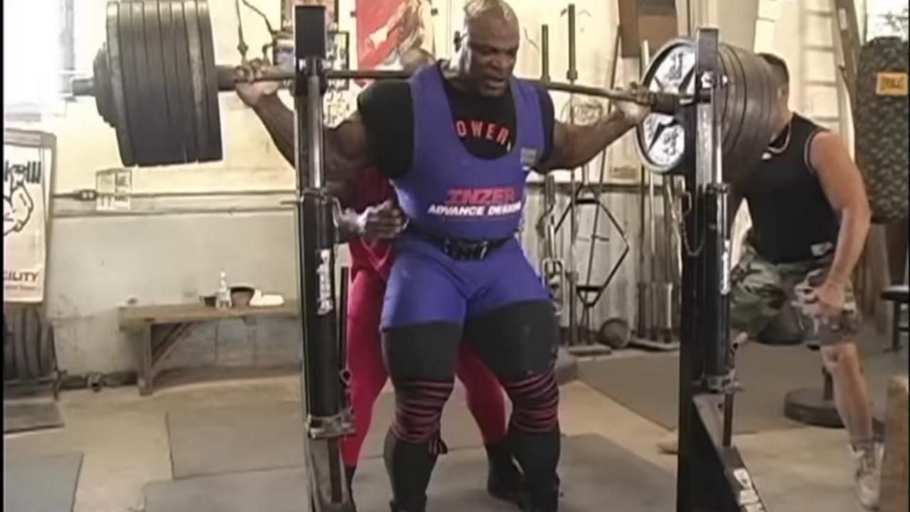 Ronnie Coleman squatting 800 pounds