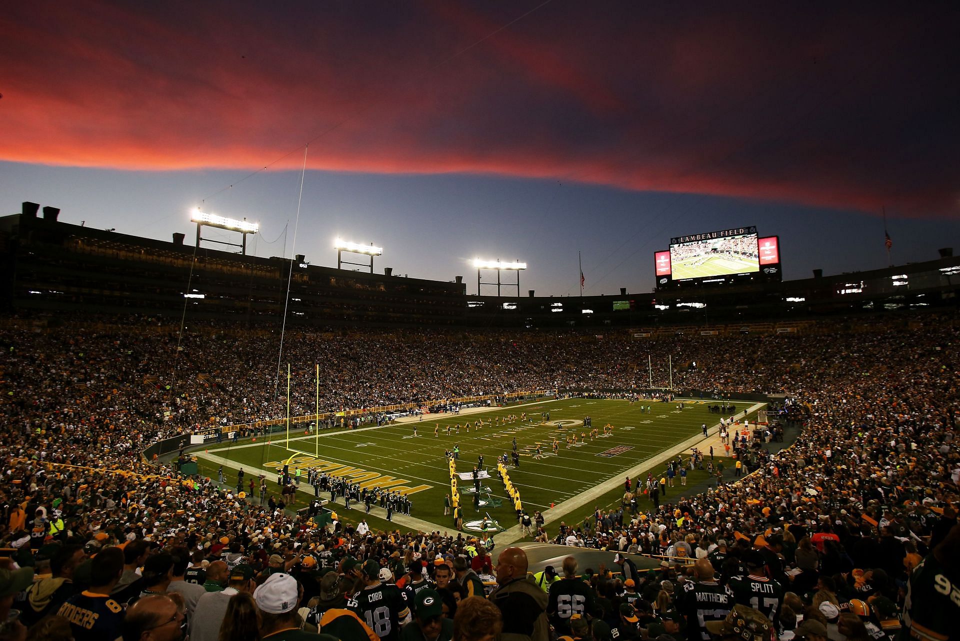 Chicago Bears v Green Bay Packers