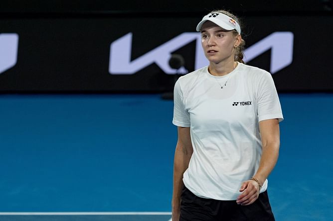 "The doctors strictly forbade me" - Elena Rybakina offers heartfelt apologies to Kazakh fans for Paris Olympics withdrawal amid criticism