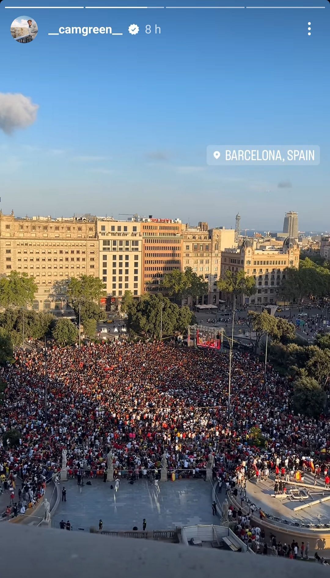 Spain vs England Euro 2024 final screening at Plaza Catalunya (Image via Instagram/@__camgreen__)