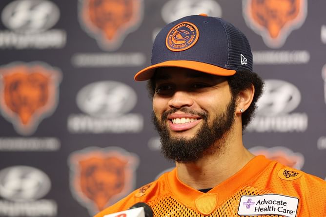 Bears CB Jaylon Johnson details how rookie QB Caleb Williams is fitting into "hard-nosed" Chicago city