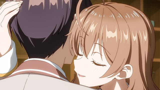 Who is Masachika Kuze's childhood friend in Alya Sometimes Hides Her