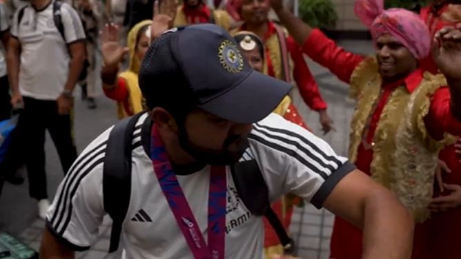 Team India celebrations live updates: Rohit Sharma and co. commence their lap of honor at a jam-packed Wankhede Stadium