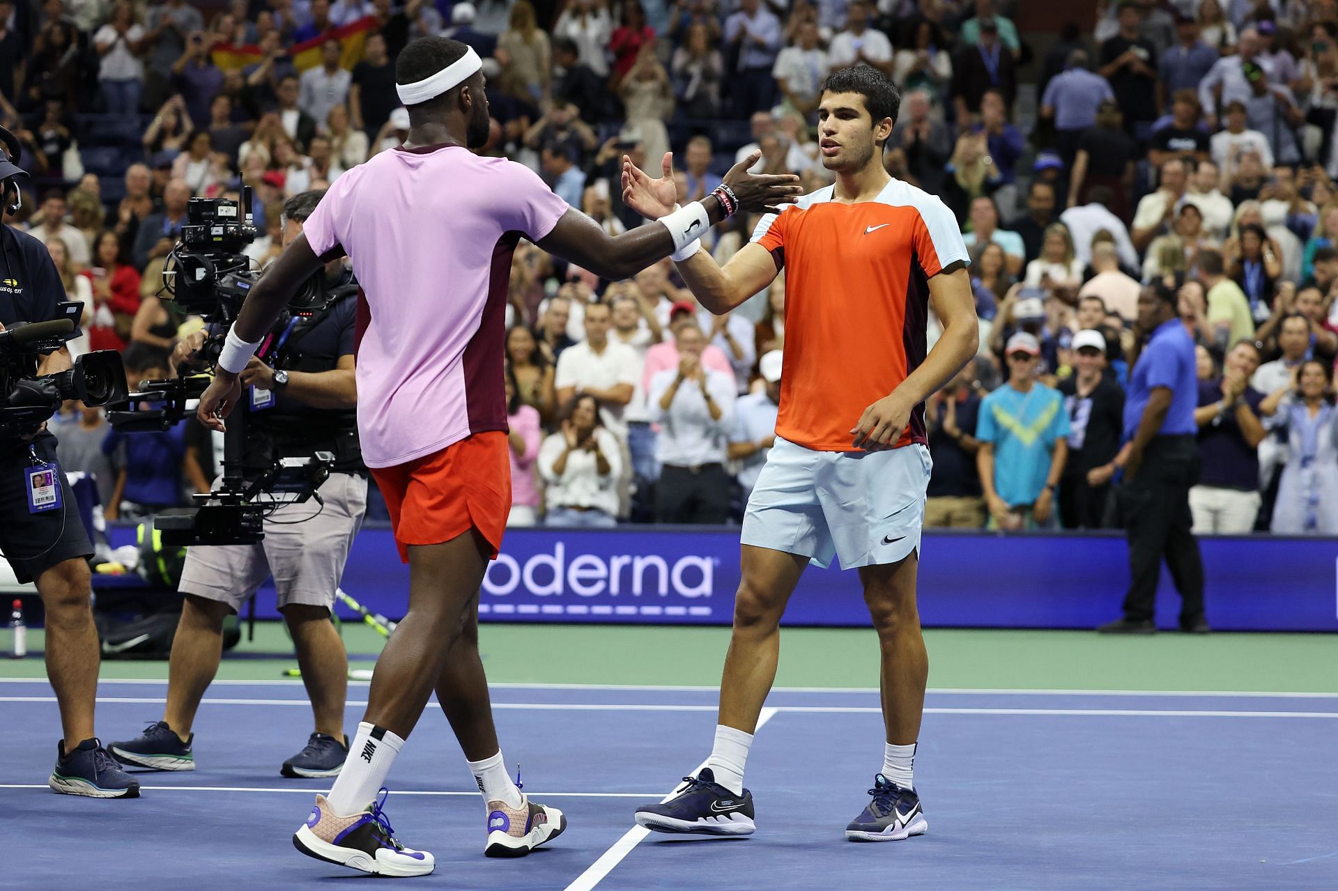 Frances Tiafoe and Carlos Alcaraz at the 2022 US Open. (Source: GETTY)