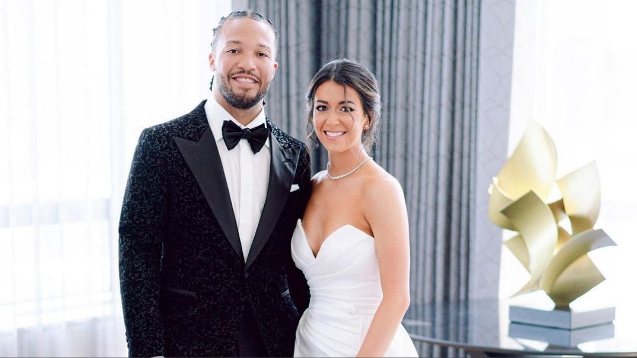 Knicks fans hilariously spam Jalen Brunson&rsquo;s wedding anniversary&nbsp;post