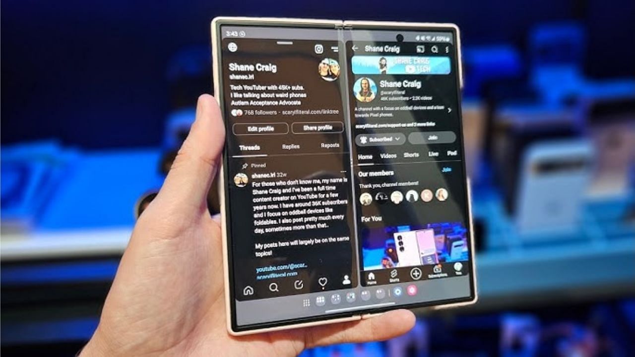 Samsung Galaxy Z Fold6 vs iPhone 15 Pro Max: The Z Fold6 has a 7.6-inch Super AMOLED 120Hz screen (Image via sakitech/YouTube)