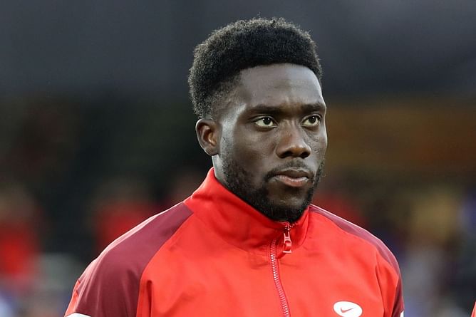 "When your idol is Lionel Andres Messi" - Fans troll Alphonso Davies as he misses Panenka penalty in Copa America 3rd-place match against Uruguay
