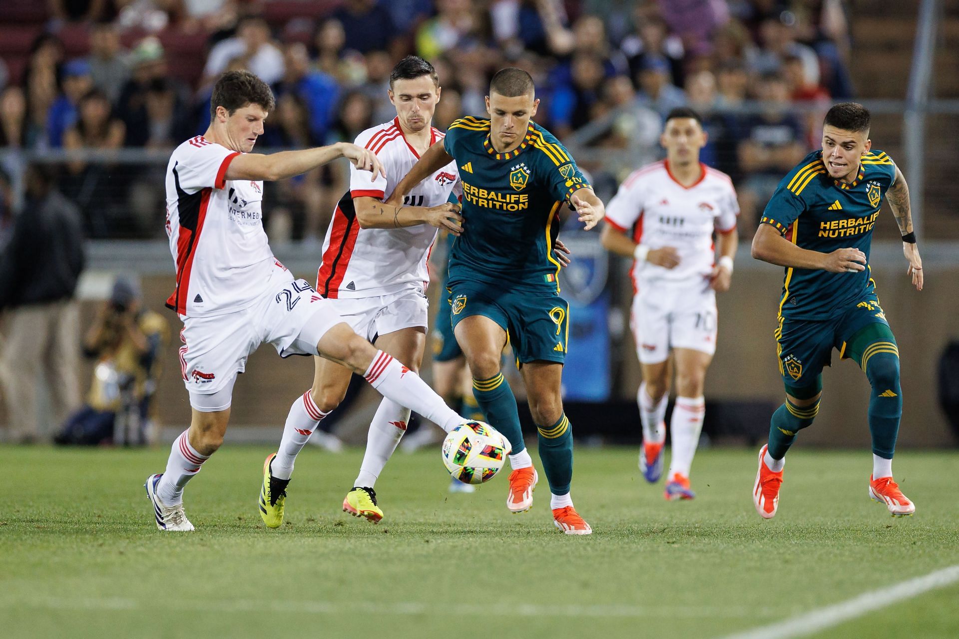 Los Angeles Galaxy v San Jose Earthquakes - Source: Getty